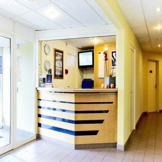 Kyriad Dunkerque Sud - Loon Plage Exterior photo